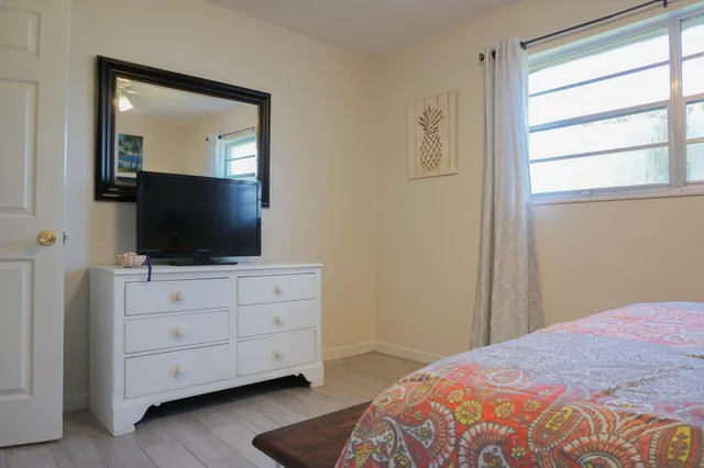 $2,400 | 350 Barbara Drive Northwest, Fort Walton Beach, FL 32548