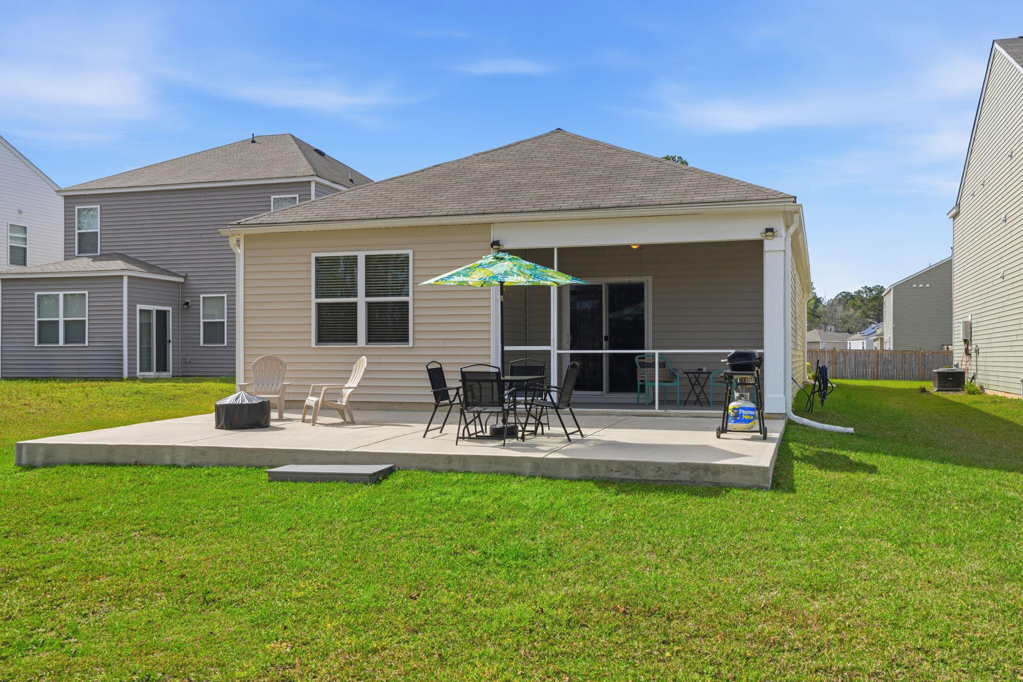 665 Silver Spruce Street Summerville, SC 29486 - Photo 25 of 52 25-web-or-mls-025_DSC04129