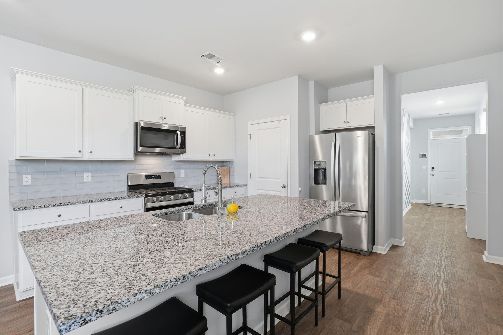 665 Silver Spruce Street Summerville, SC 29486 - Photo 7 of 52 7-web-or-mls-010_DSC04087