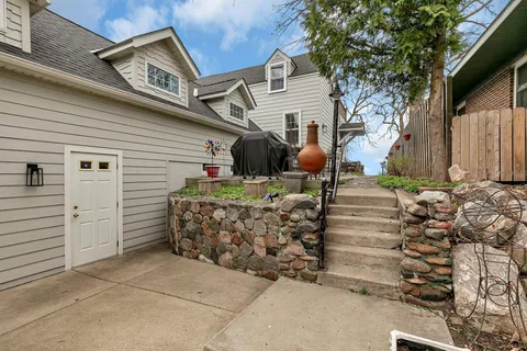 $780,000 | 271 Lake Avenue North, Spicer, MN 56288