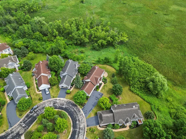 $499,900 | N59W17728 Meadow Court, Menomonee Falls, WI 53051