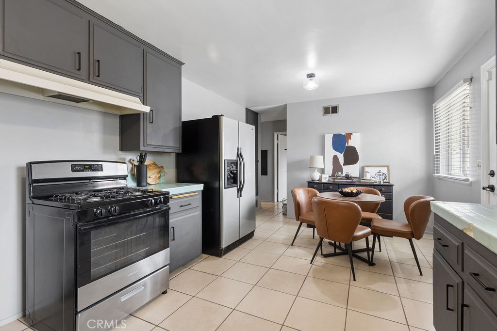 3198 Washington Street Riverside, CA 92504 - Photo 9 of 28 Gallery Image 9