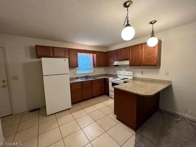 $900 | 1 White Street, Unit B, Thomasville, NC 27360