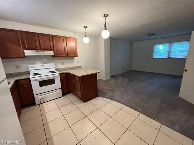 $900 | 1 White Street, Unit B, Thomasville, NC 27360