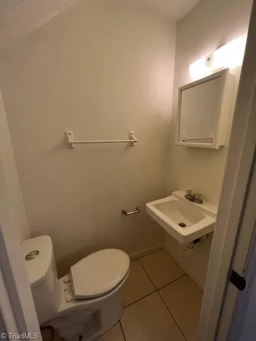 $900 | 1 White Street, Unit B, Thomasville, NC 27360