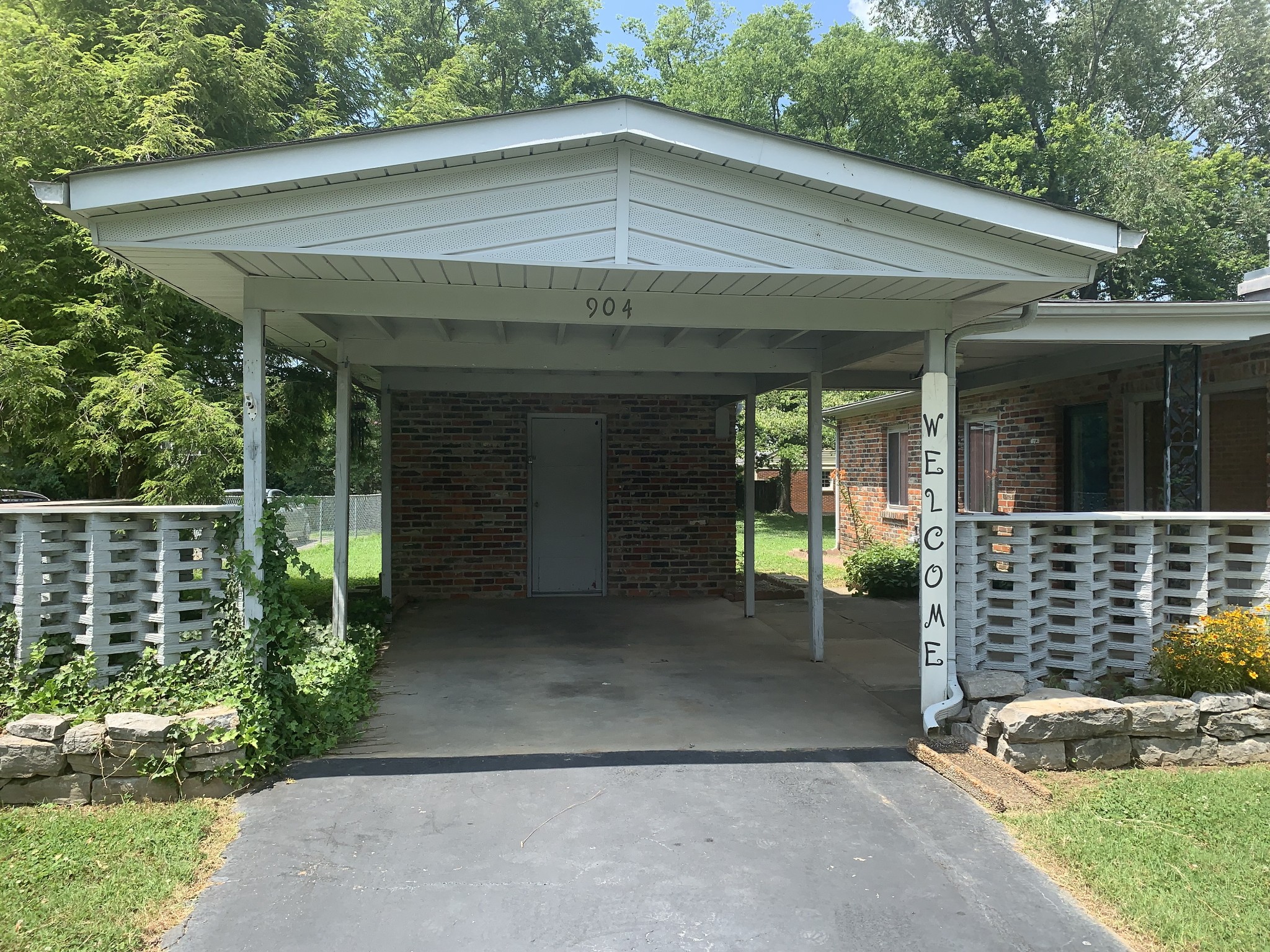904 Rackley Drive Pulaski, TN 38478 - Photo 5 of 27