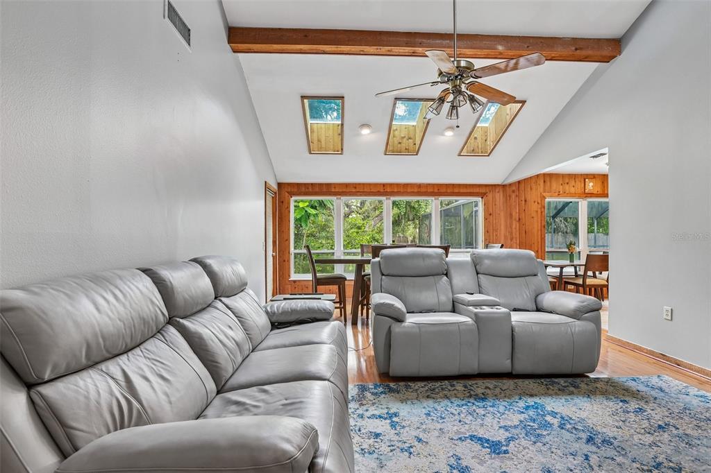 4603 Ridgecliff Drive Brandon, FL 33511 - Photo 12 of 62 Gallery Image 12