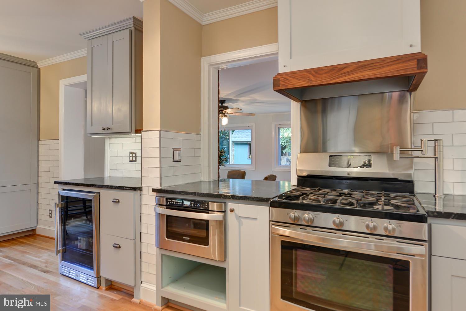 1811 August Drive Silver Spring, MD 20902 - Photo 16 of 38 Gallery Image 16