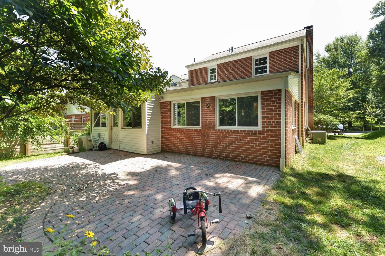1811 August Drive Silver Spring, MD 20902 - Photo 37 of 38 Paver Patio