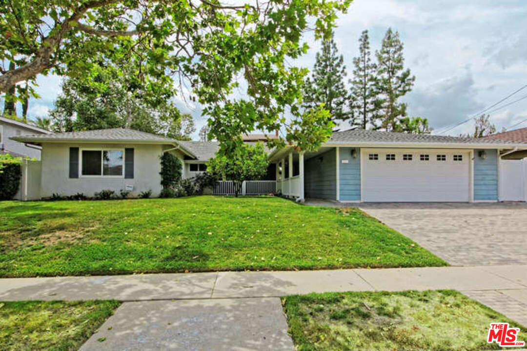 4133 Magna Carta Road Calabasas, CA 91302 - Photo 2 of 15