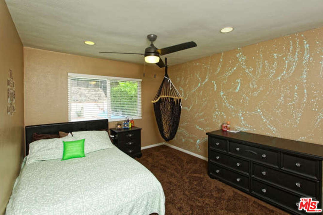 4133 Magna Carta Road Calabasas, CA 91302 - Photo 13 of 15