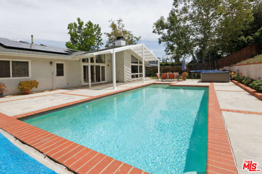 4133 Magna Carta Road Calabasas, CA 91302 - Photo 15 of 15