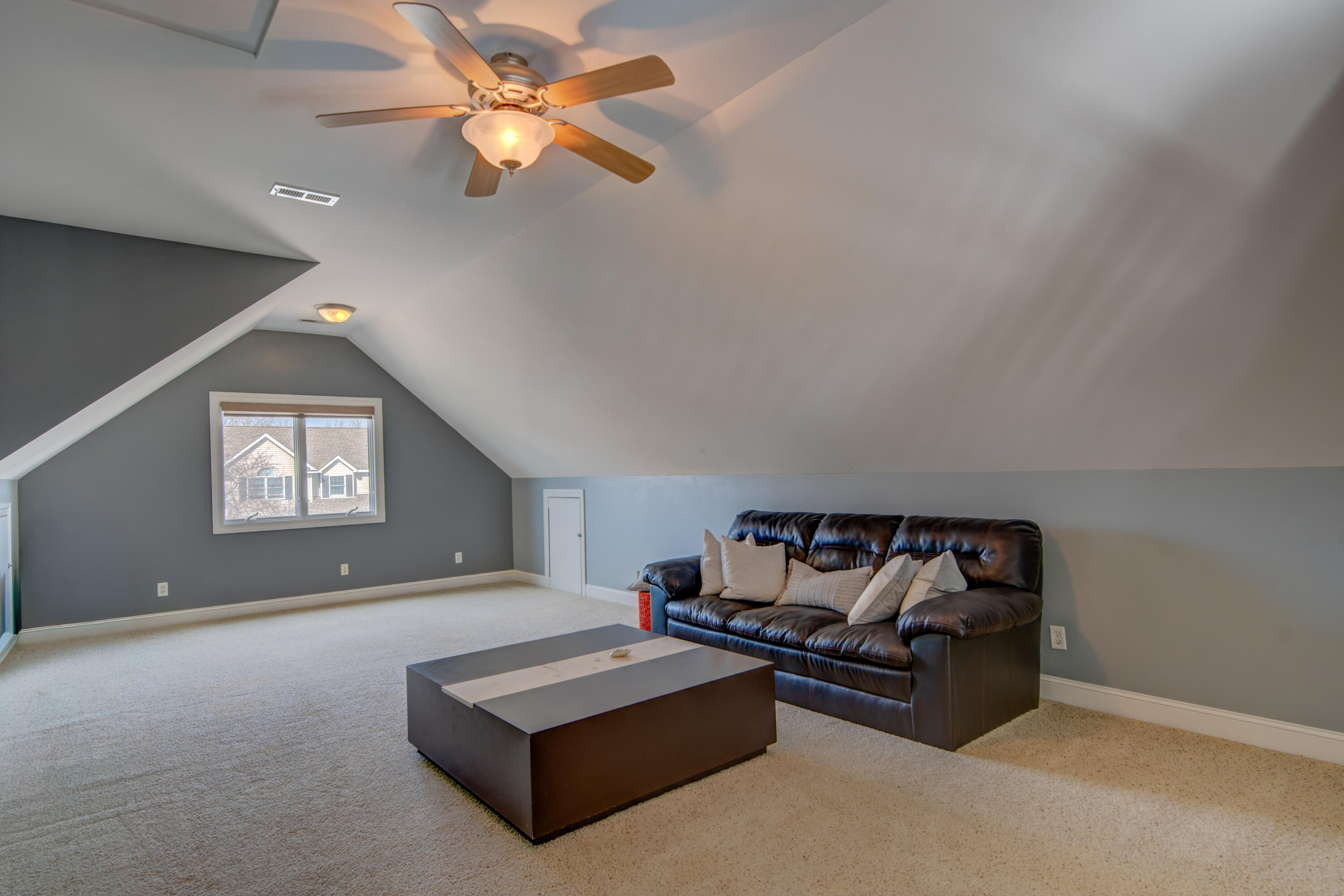 669 Davis Circle Crown Point, IN 46307 - Photo 15 of 22 a living room with furniture and a ceiling fan