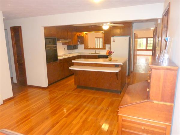 16 Nelson Road Burlington, MA 01803 - Photo 3 of 19