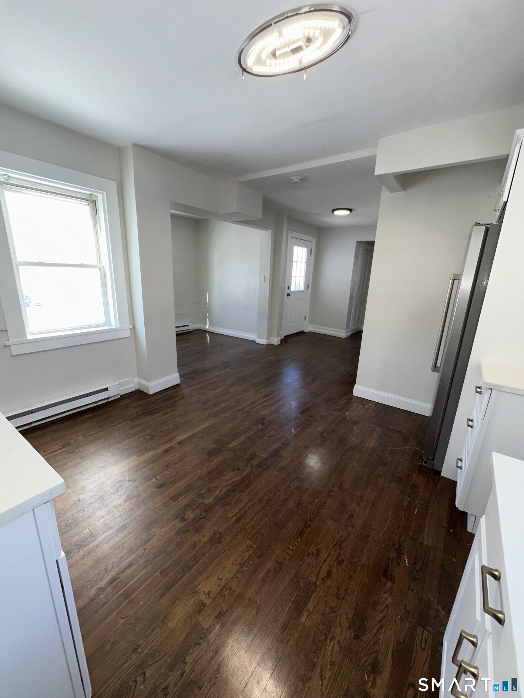 34 Bulkeley Place New London, CT 06320 - Photo 8 of 16