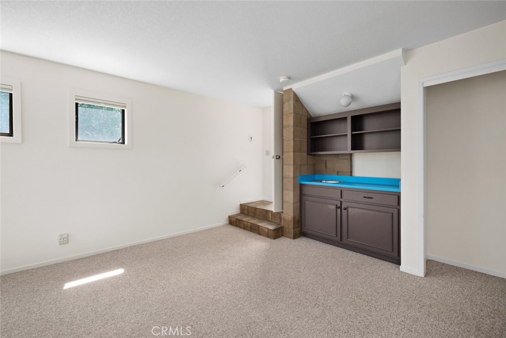 1606 Valley View Drive Los Osos, CA 93402 - Photo 46 of 50 a room with closet