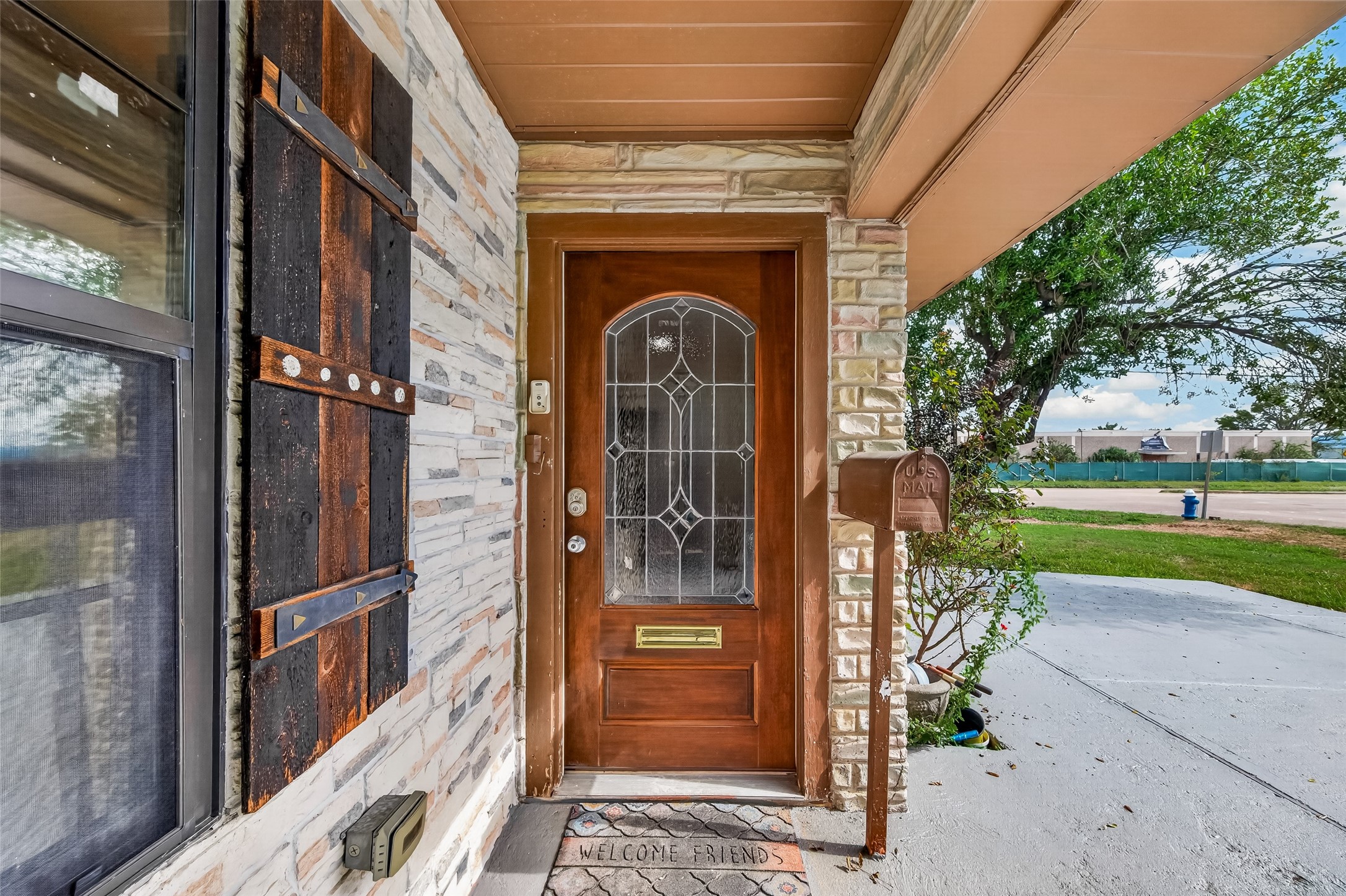 8402 Bascom Street Houston, TX 77055 - Photo 5 of 40 Gallery Image 5