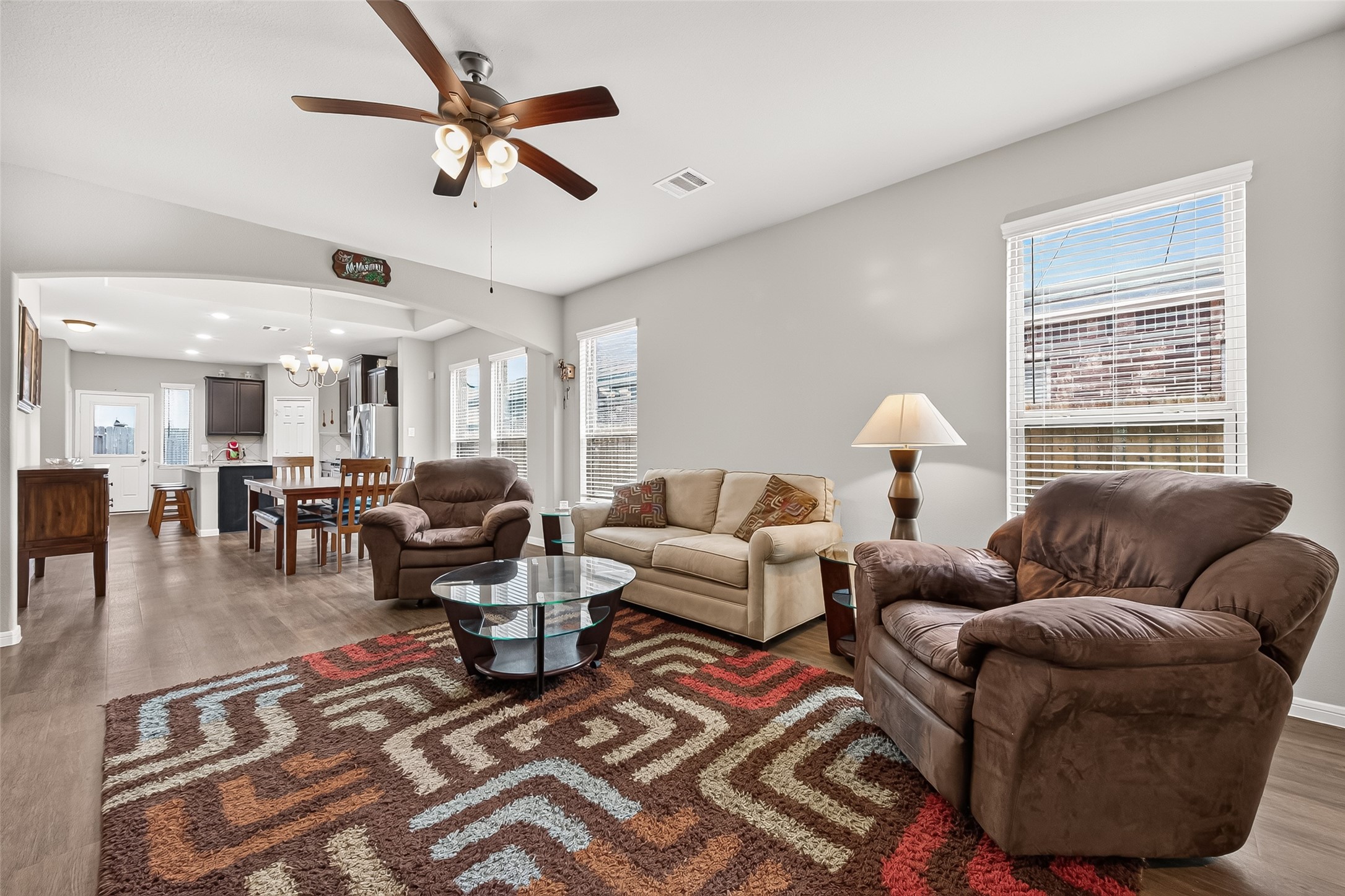1329 Red Hills Drive Rosharon, TX 77583 - Photo 6 of 27 Spacious open-concept living