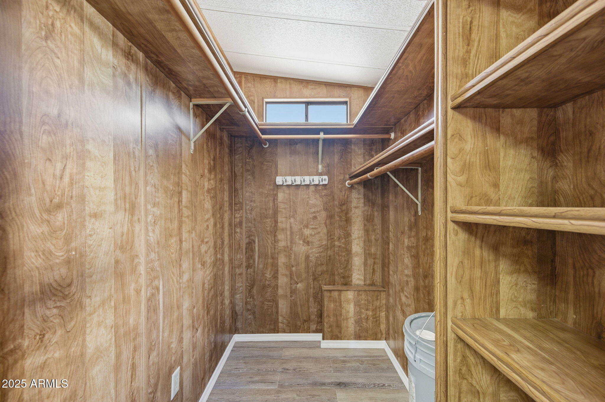 977 South Oxide Drive, Unit 977 Apache Junction, AZ 85119 - Photo 10 of 15