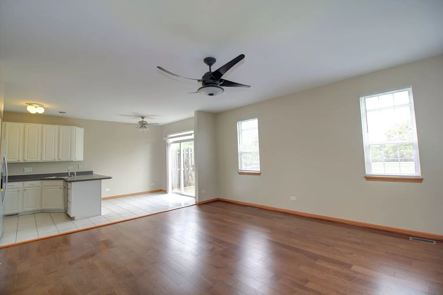 2961 Old Renwick Circle Plainfield, IL 60544 - Photo 3 of 17