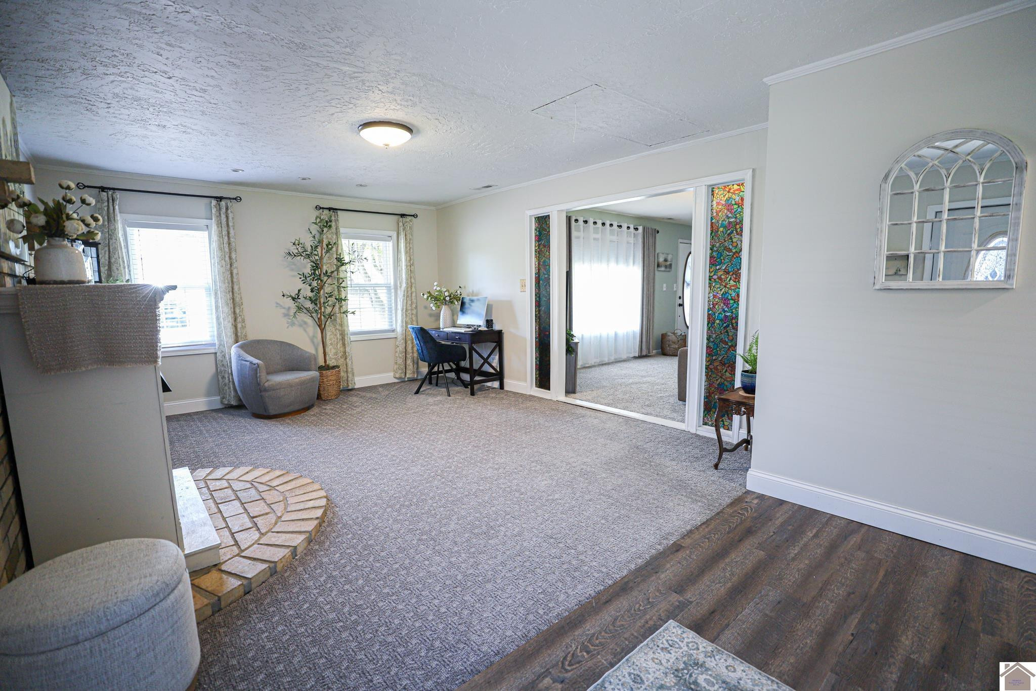394 Crews Road Wickliffe, KY 42087 - Photo 10 of 38 Family Room