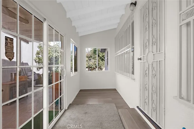 a view of entryway with a front door