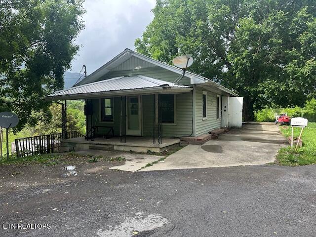 1377 Dr Thomas Walker Road Ewing, VA 24248 - Photo 3 of 5 IMG_7766