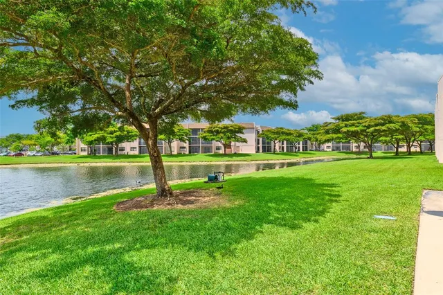 $115,000 | 10304 Sunrise Lakes Boulevard, Unit 202, Sunrise, FL 33322