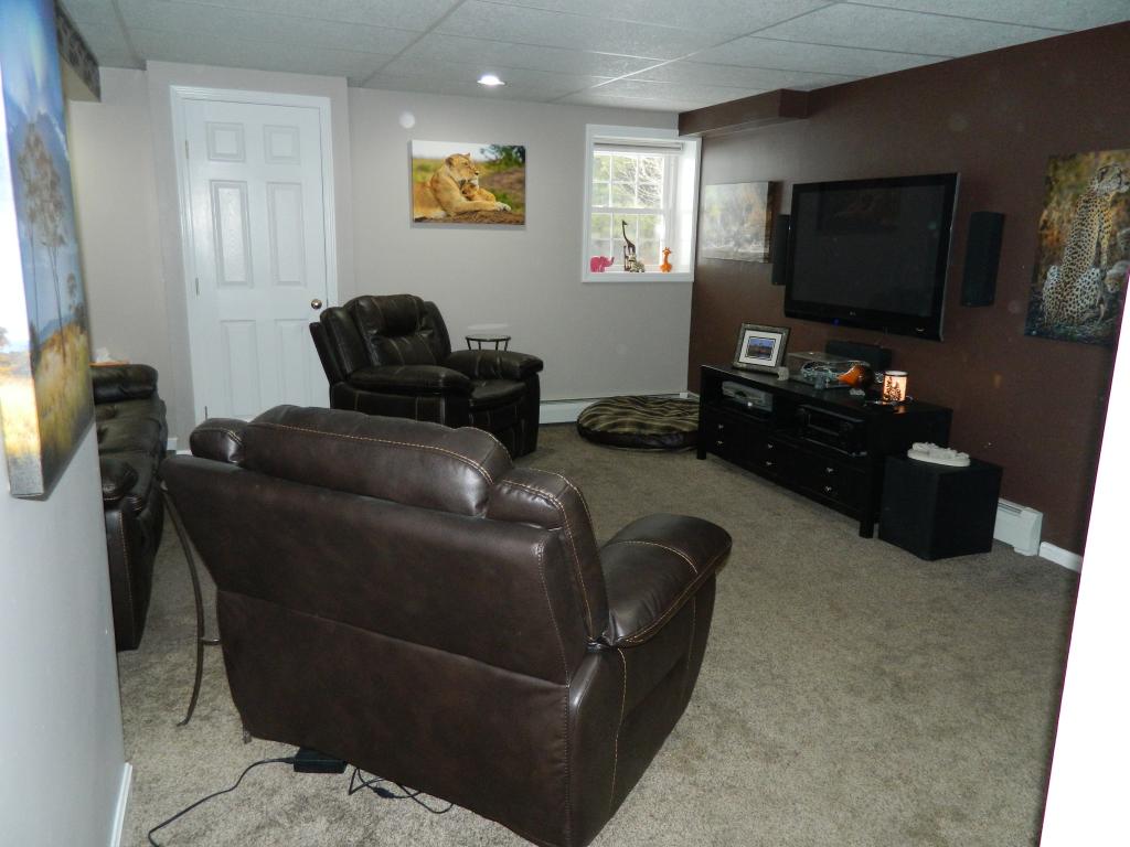 326 Fox Run Road, Unit 326 Hudson, NH 03051 - Photo 27 of 35
