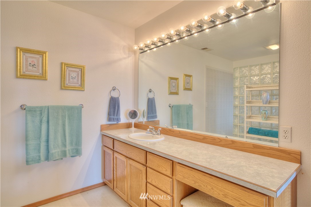 61 Pleasant Harbor Road Brinnon, WA 98320 - Photo 16 of 33 Gallery Image 16