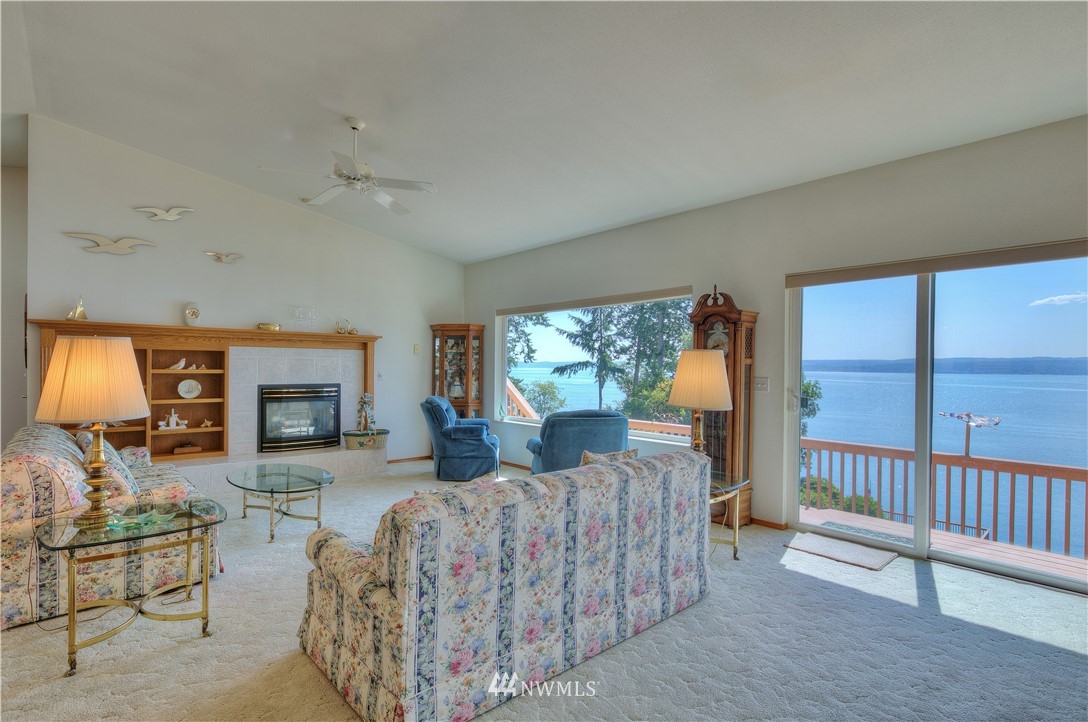61 Pleasant Harbor Road Brinnon, WA 98320 - Photo 5 of 33 Gallery Image 5