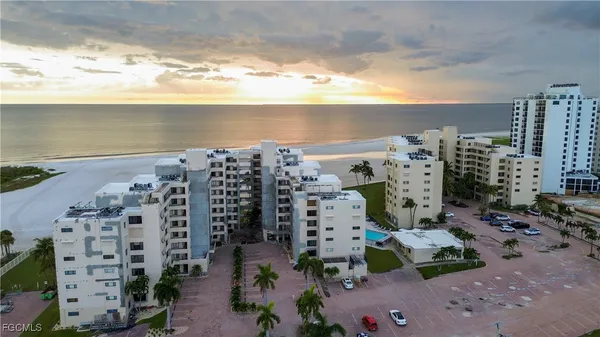 $825,000 | 6670 Estero Boulevard, Unit A604, Fort Myers Beach, FL 33931