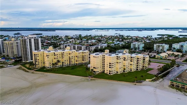 $825,000 | 6670 Estero Boulevard, Unit A604, Fort Myers Beach, FL 33931