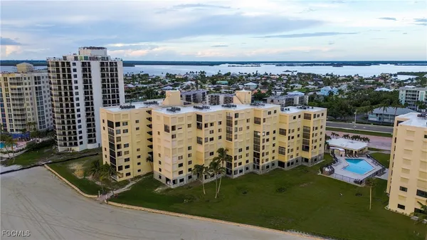 $825,000 | 6670 Estero Boulevard, Unit A604, Fort Myers Beach, FL 33931