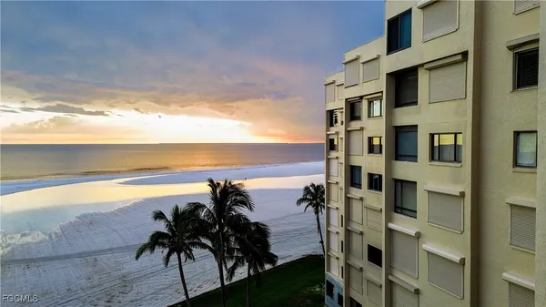 $825,000 | 6670 Estero Boulevard, Unit A604, Fort Myers Beach, FL 33931