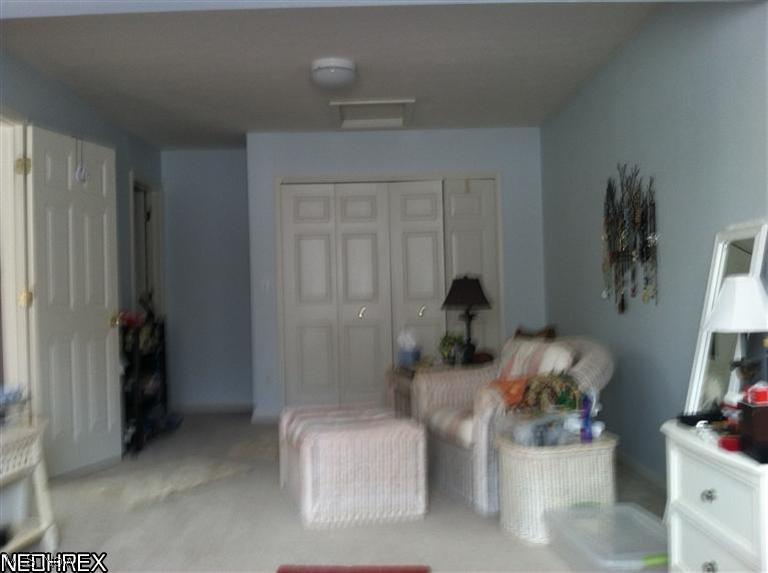 4236 Castle Ridge Akron, OH 44321 - Photo 11 of 16 Gallery Image 11