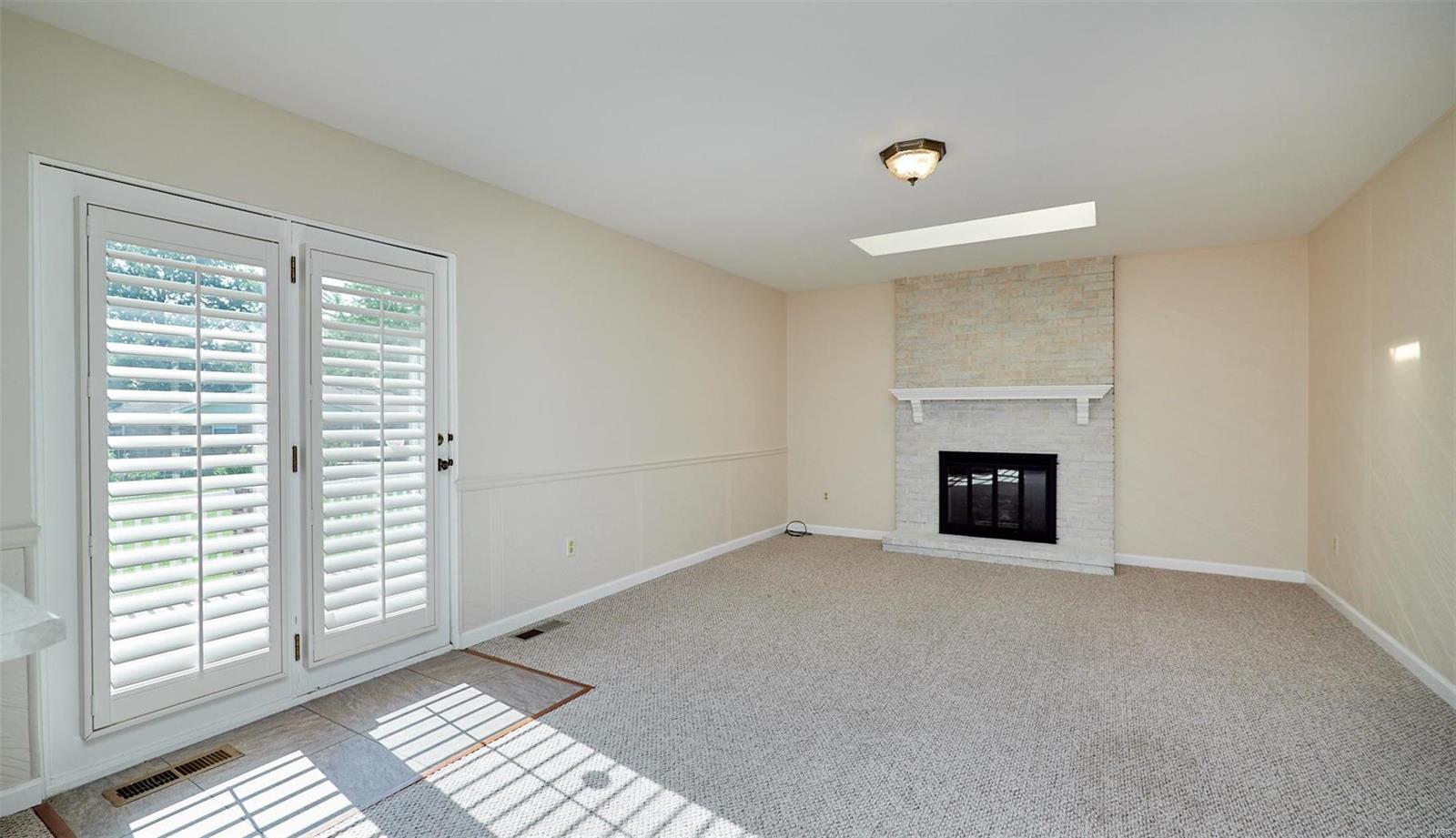 5860 Hempline Road St. Louis, MO 63129 - Photo 13 of 33 Gallery Image 13
