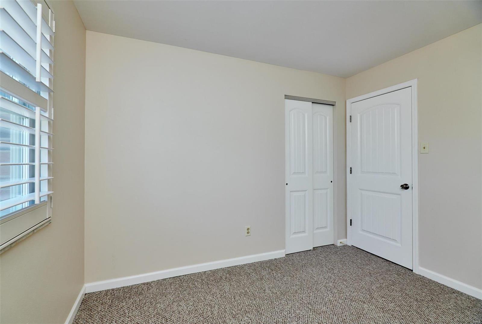 5860 Hempline Road St. Louis, MO 63129 - Photo 21 of 33 Gallery Image 21