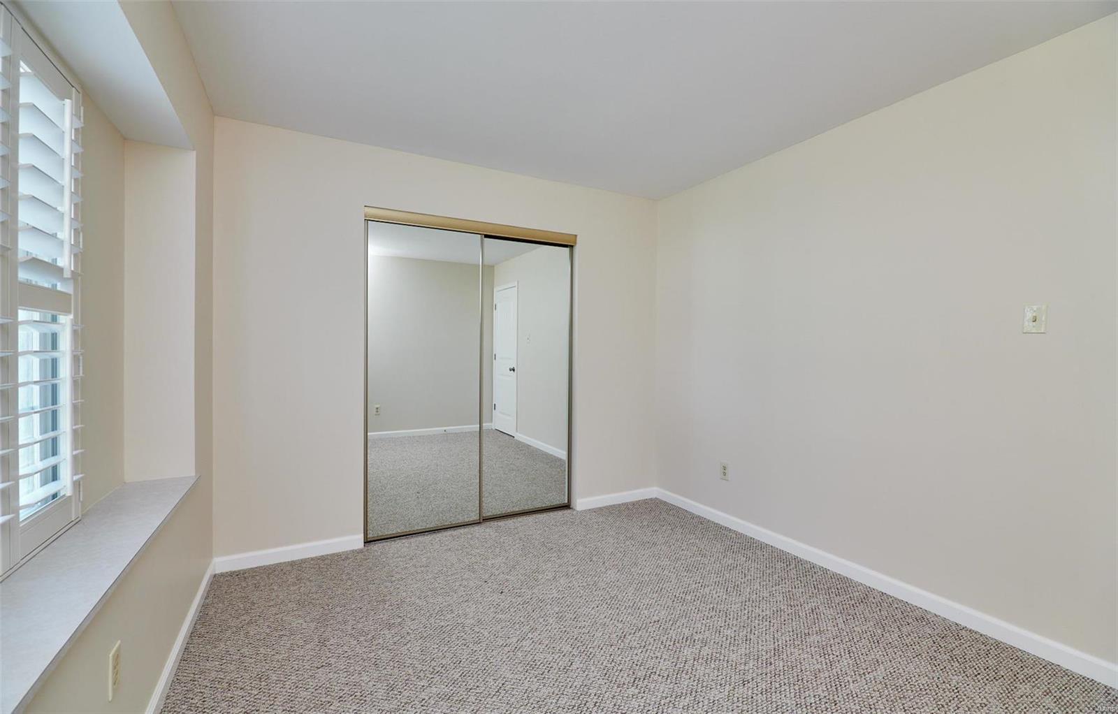 5860 Hempline Road St. Louis, MO 63129 - Photo 24 of 33 Gallery Image 24