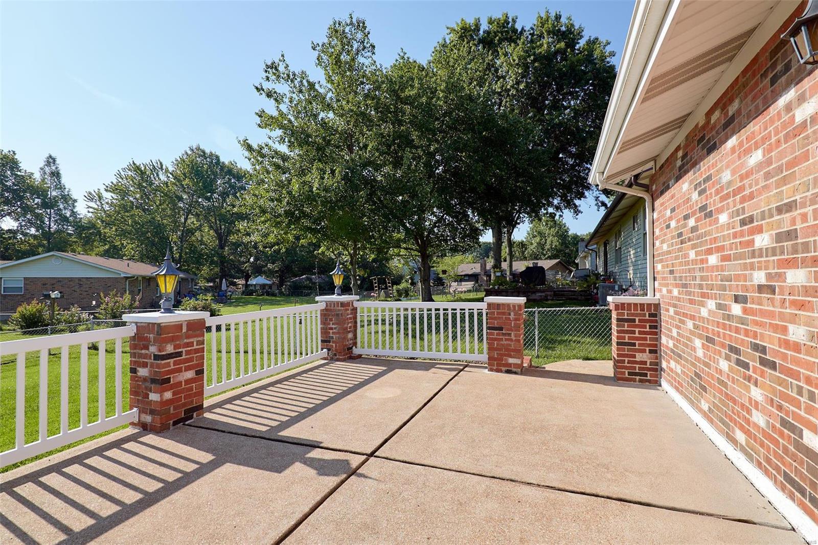 5860 Hempline Road St. Louis, MO 63129 - Photo 29 of 33 Gallery Image 29