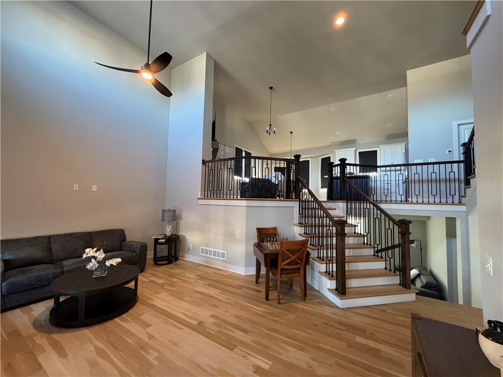 22641 West 87th Terrace Lenexa, KS 66227 - Photo 2 of 21