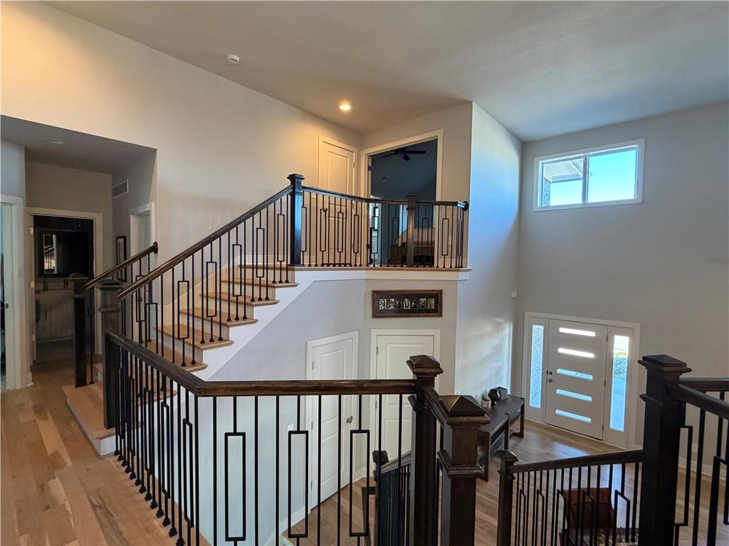 22641 West 87th Terrace Lenexa, KS 66227 - Photo 4 of 21