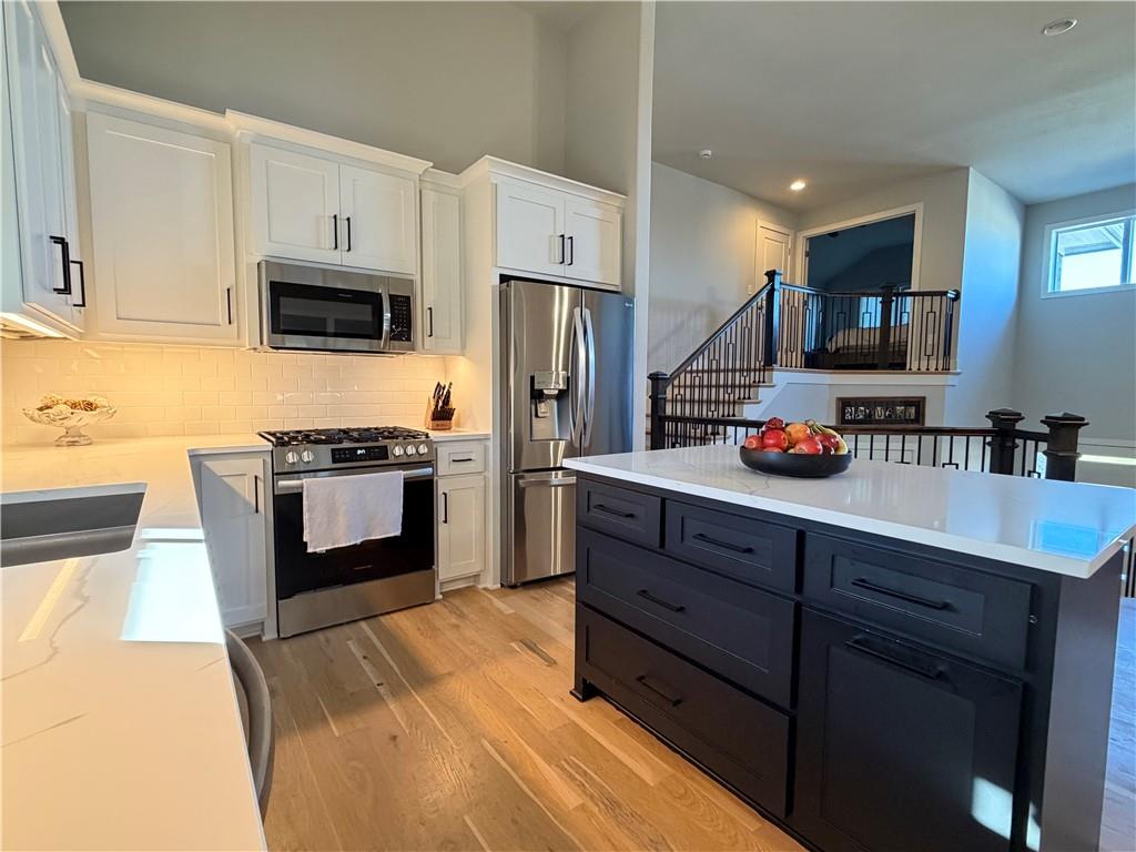 22641 West 87th Terrace Lenexa, KS 66227 - Photo 6 of 21