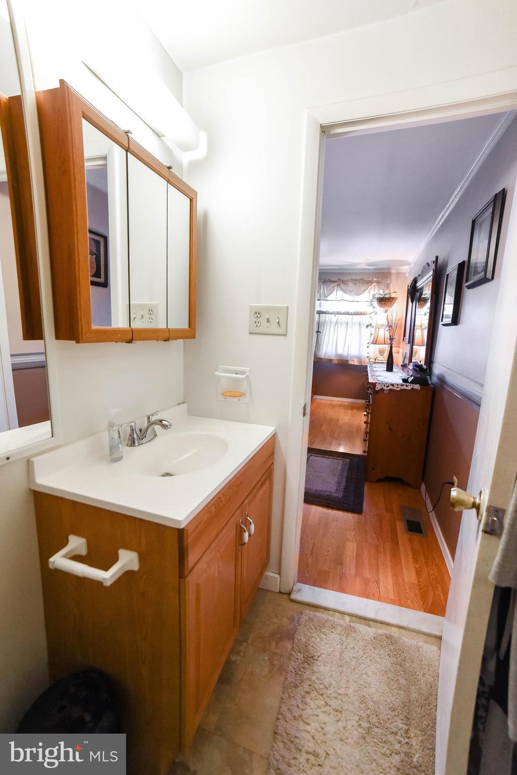 5904 Michael Road Waldorf, MD 20601 - Photo 24 of 30 Bath (Master)