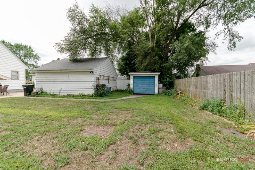 27 Manchester Road Southwest Wyoming, MI 49548 - Photo 4 of 21 0527Manchester LoRes