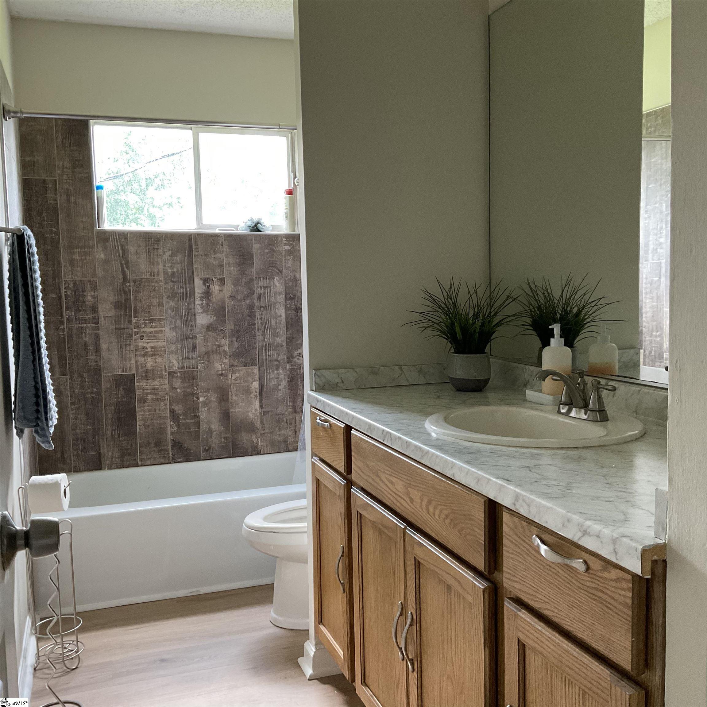 407 Old Farm Road Moore, SC 29369 - Photo 13 of 16