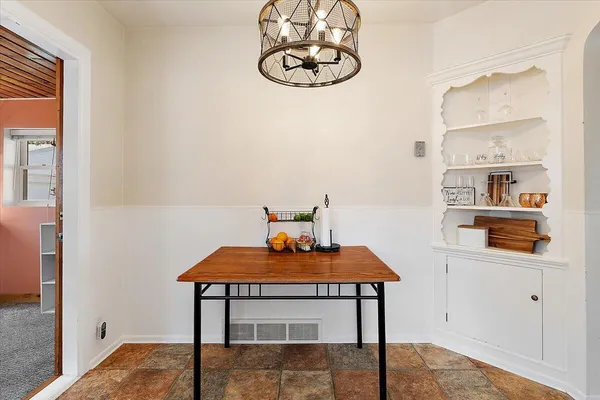 $269,900 | 911 Van Buren Avenue Northwest, Grand Rapids, MI 49504