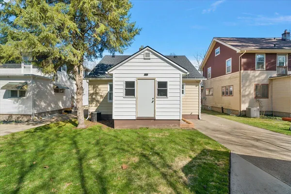 $269,900 | 911 Van Buren Avenue Northwest, Grand Rapids, MI 49504