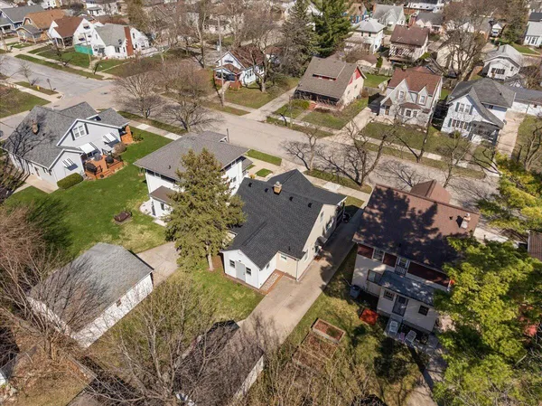 $269,900 | 911 Van Buren Avenue Northwest, Grand Rapids, MI 49504