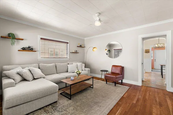 $269,900 | 911 Van Buren Avenue Northwest, Grand Rapids, MI 49504